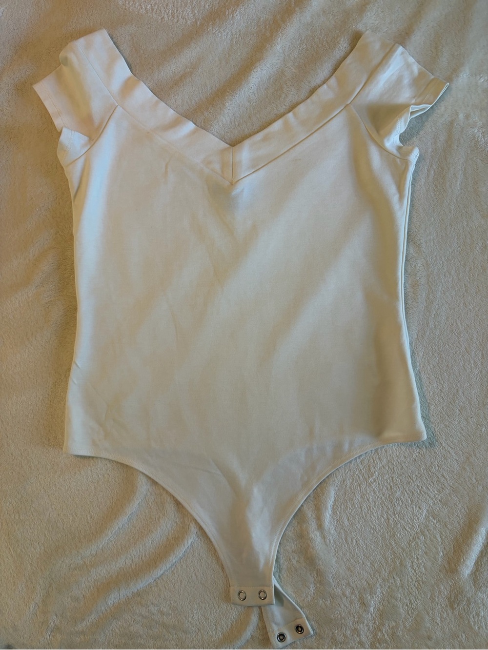 Express White Off-Shoulder V-Neck Bodysuit